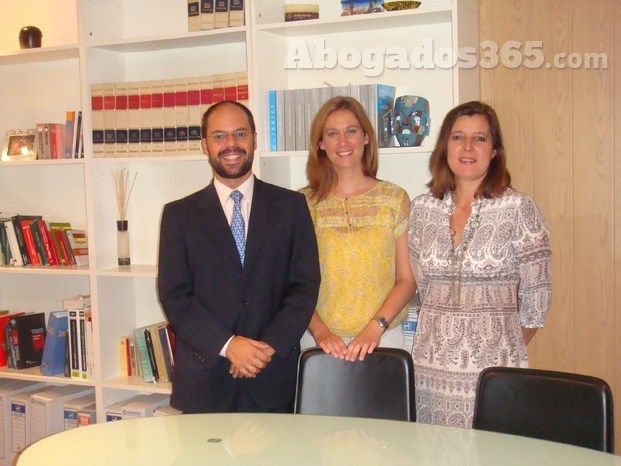 El equipo de CIVIS Abogados