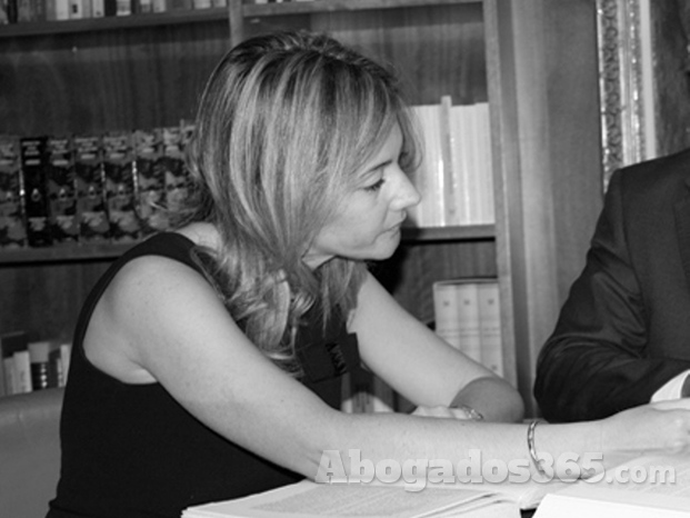 Sandra Burgos. Abogada especialista en procesos de guarda y custodia, separación y divorcio Sabadell